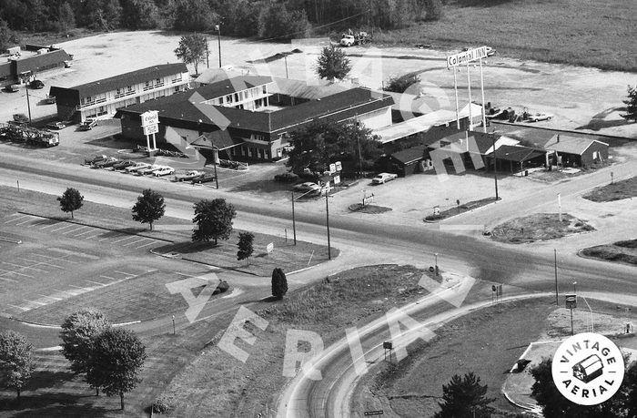 Colonial Inn (Crescent Motel) - 1998 Aerial
